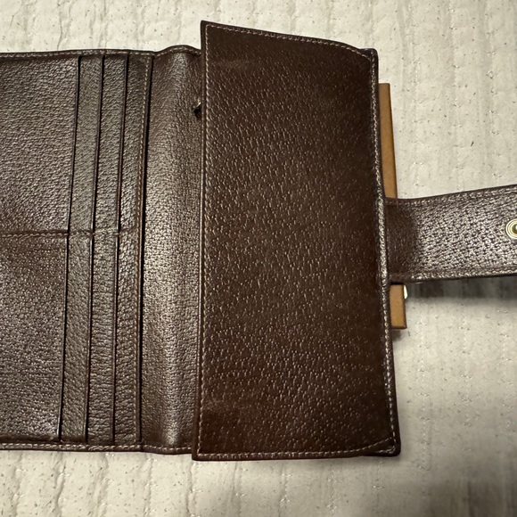 Authentic Gucci wallet - Picture 4 of 6